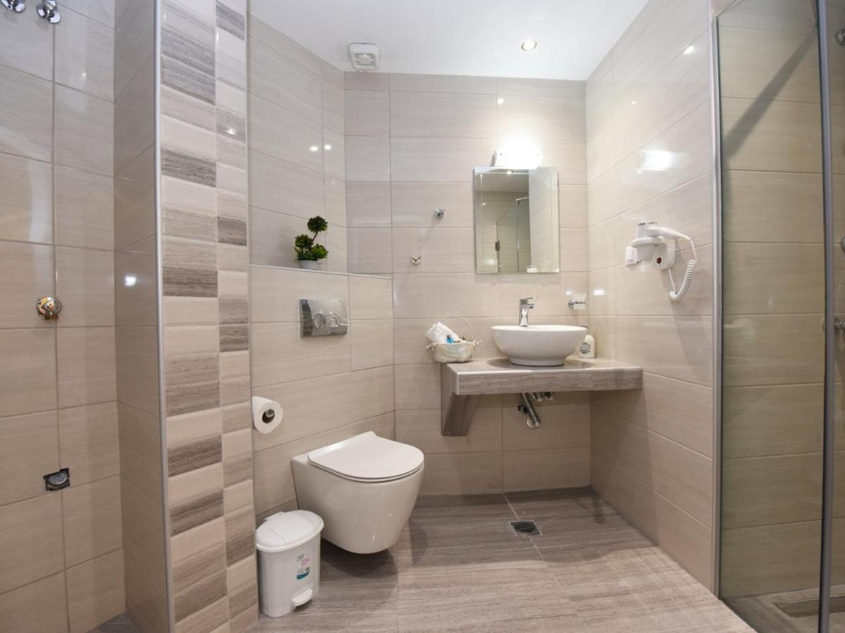 Sabbia Apartments Seafront By Rentalspro Services - Nea Moudania Halkidiki Ngoại thất bức ảnh